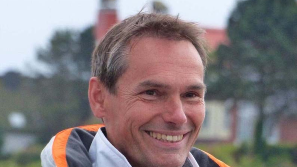 Was ist mit Meeno Schrader los Was ist mit meeno schrader los